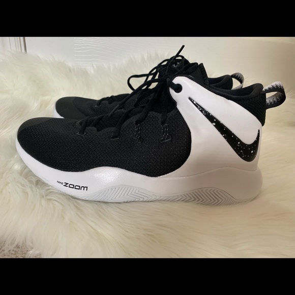nike zoom rev ii